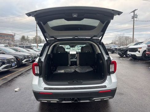 New 2026 Ford Explorer Active w/ Active Comfort Package image 8