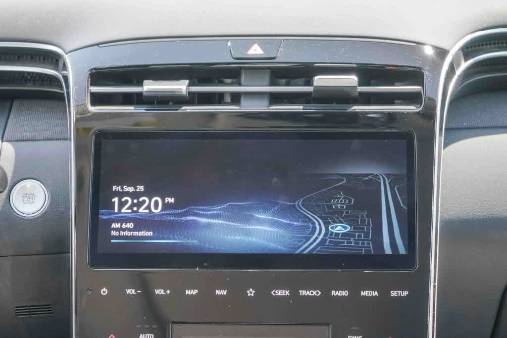 Used 2022 Hyundai Tucson Limited w/ Cargo Package AWD/4WD image 13