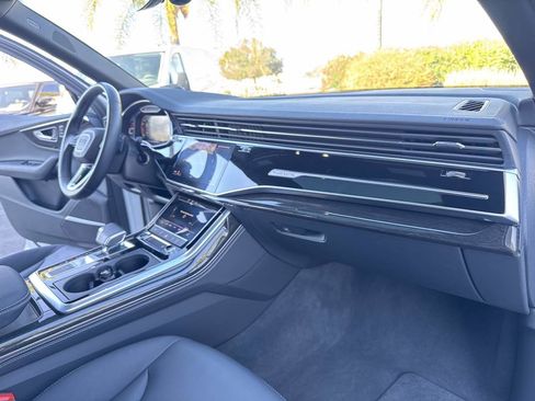 Used 2025 Audi Q7 3.0T Premium Plus image 30