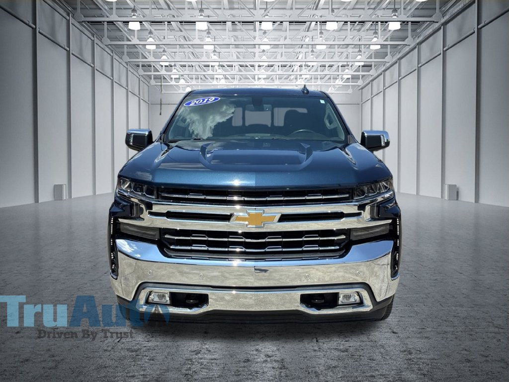 Used 2019 Chevrolet Silverado 1500 LTZ w/ LTZ Plus Package RWD image 2