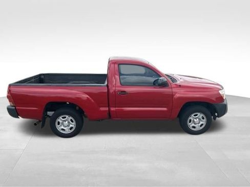 Used 2013 Toyota Tacoma 2WD Regular Cab image 2