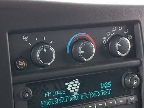 Used 2025 Chevrolet Express 2500 w/ Driver Convenience Package RWD image 12