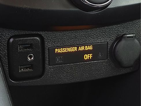 Used 2019 Chevrolet Trax LS FWD image 16