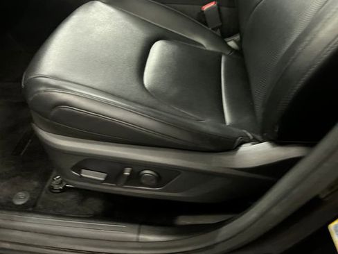 Certified 2023 Kia Sportage EX FWD image 12