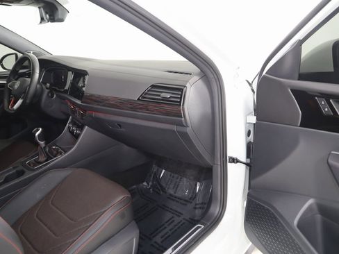 Used 2024 Volkswagen Jetta GLI Autobahn image 44