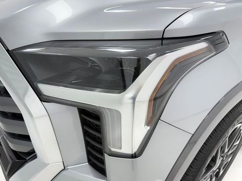 Used 2025 Toyota Tundra Limited w/ Power Package AWD/4WD image 6