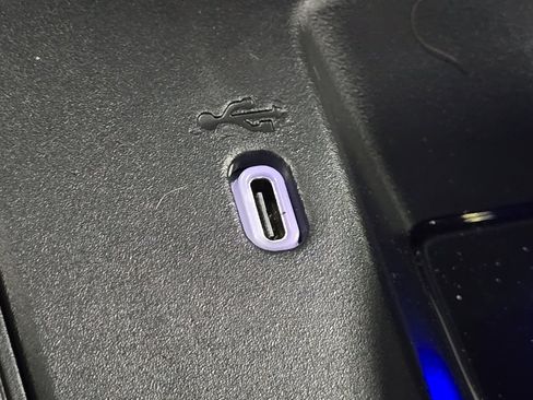 New 2026 Toyota Corolla Cross L image 25