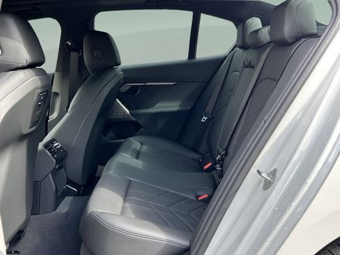 Used 2026 BMW i5 eDrive40 RWD image 22