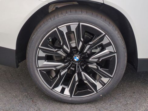 Used 2026 BMW X3 xDrive30i w/ Premium Package AWD/4WD image 12