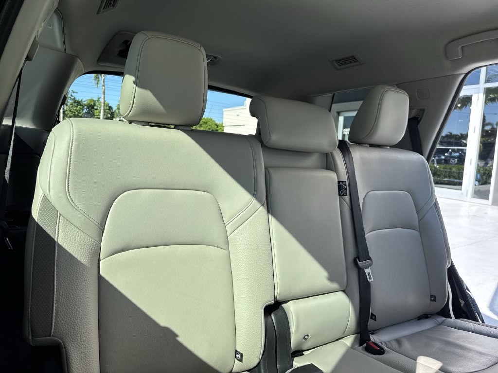 Used 2022 Nissan Pathfinder SL w/ SL Black Package AWD/4WD image 47
