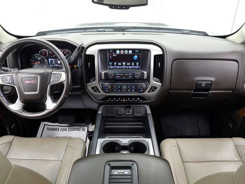 Used 2019 GMC Sierra 2500 SLT w/ Driver Alert Package AWD/4WD image 24