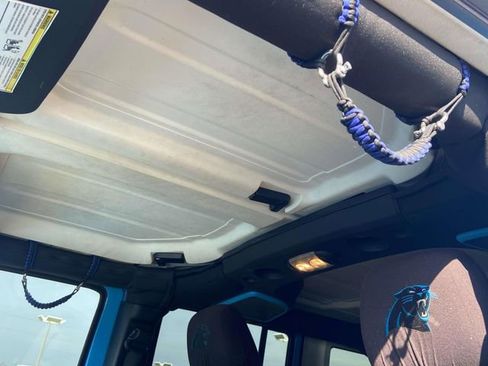 Used 2017 Jeep Wrangler Unlimited Sport w/ Connectivity Group image 14