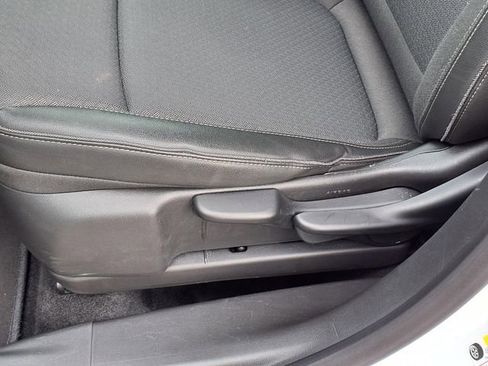 Used 2025 Buick Encore GX Preferred image 4