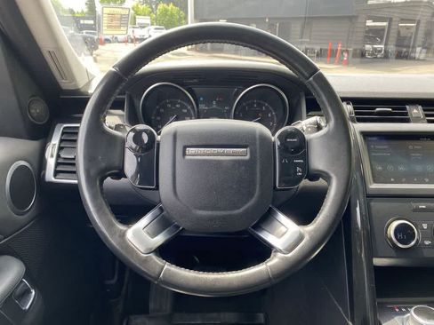 Used 2019 Land Rover Discovery SE AWD/4WD image 20