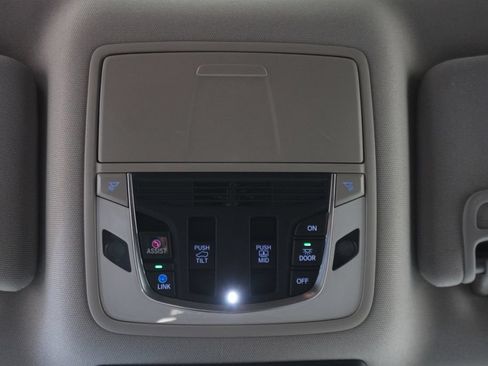 Used 2023 Acura MDX FWD w/ Technology Package image 27