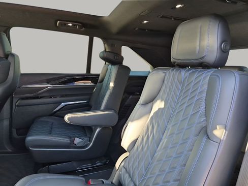 Certified 2025 Cadillac Escalade IQ Sport 1 image 19