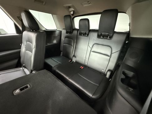 Used 2023 Nissan Pathfinder SL AWD/4WD image 23