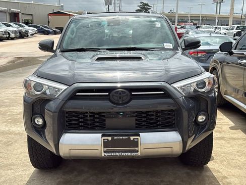 Used 2024 Toyota 4Runner TRD Off-Road Premium w/ Off Road Premium Plus Package AWD/4WD image 10