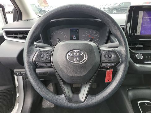 Used 2024 Toyota Corolla LE image 19