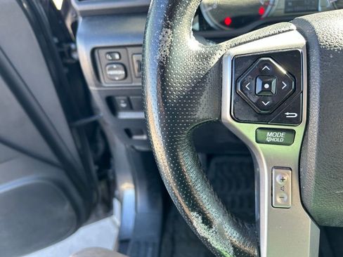 Used 2016 Toyota 4Runner SR5 AWD/4WD image 19