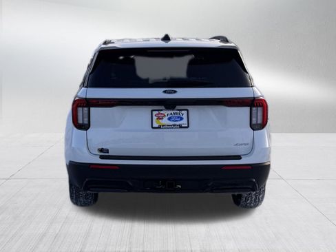 Certified 2025 Ford Explorer ST-Line image 6