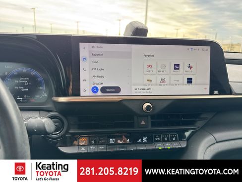 Used 2023 Toyota Crown Platinum image 19