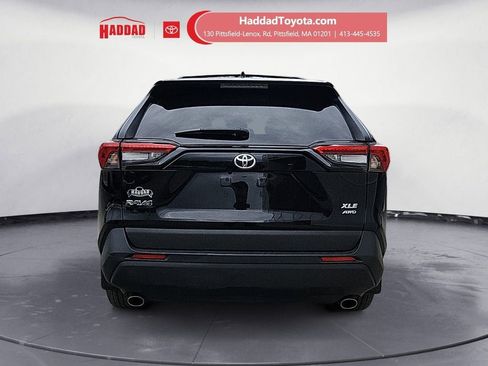 Used 2023 Toyota RAV4 XLE Premium AWD/4WD image 4