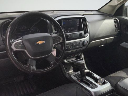 Used 2020 Chevrolet Colorado LT w/ Safety Package RWD image 15