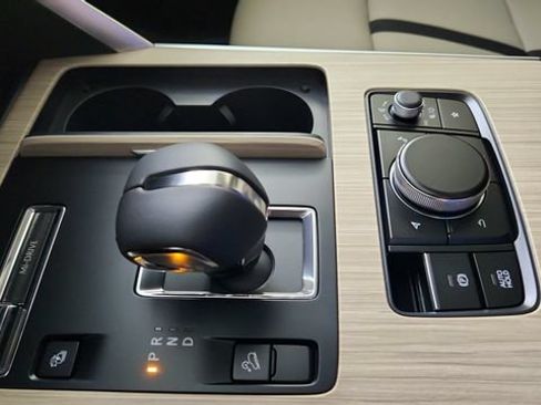 New 2026 MAZDA CX-90 Plug-In Hybrid w/ Preferred AWD/4WD image 16