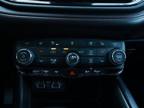 Certified 2024 Dodge Durango GT image 18