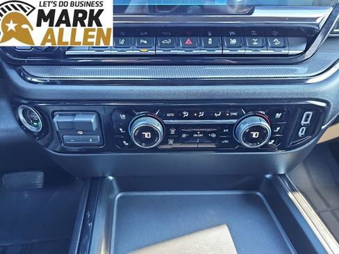 Used 2024 Chevrolet Silverado 2500 ZR2 w/ ZR2 Bison Edition AWD/4WD image 17