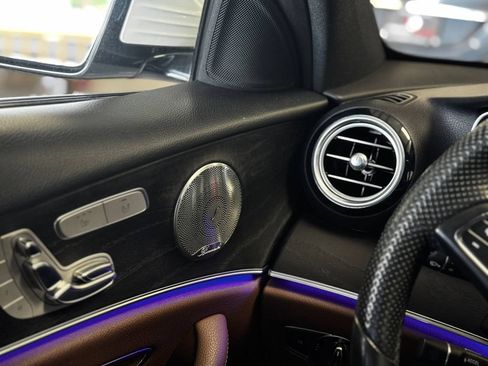 Used 2017 Mercedes-Benz E 300 w/ Premium 1 Package image 28