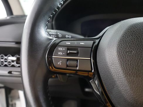 Used 2023 Honda Accord Touring image 44