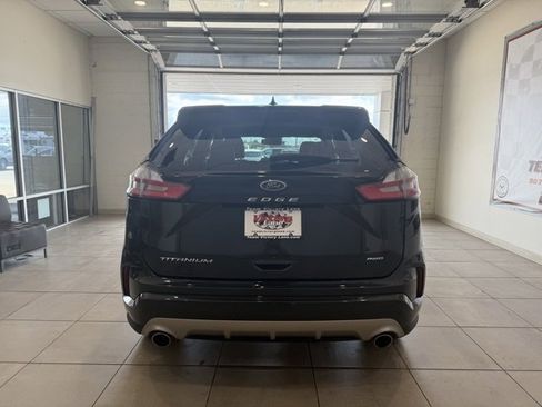 Used 2024 Ford Edge Titanium w/ Titanium Elite Package image 6