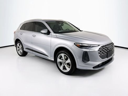 Used 2026 Audi Q5 Premium Plus AWD/4WD image 3