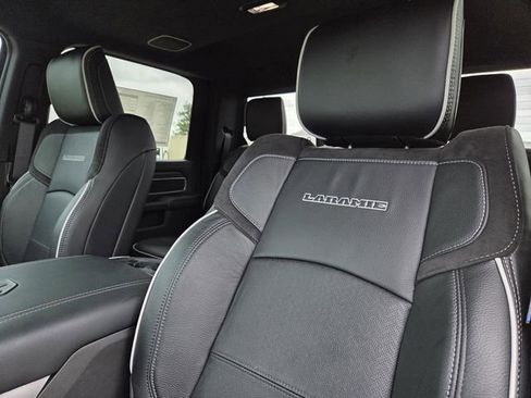 New 2026 RAM 2500 Laramie AWD/4WD image 26