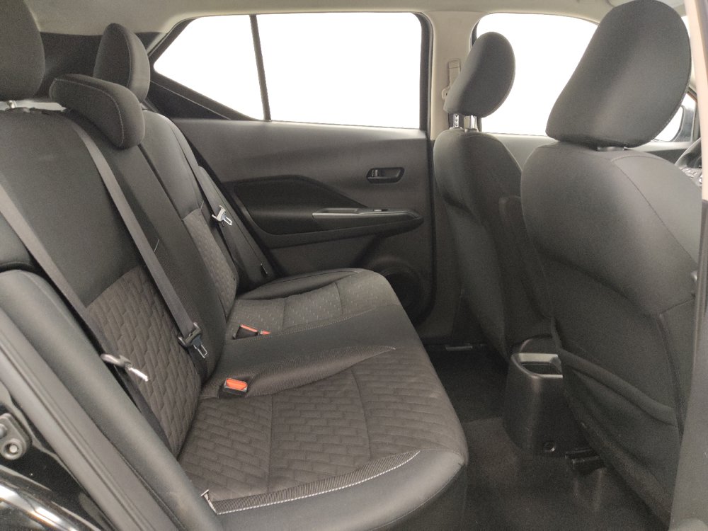 Used 2021 Nissan Kicks S FWD image 19