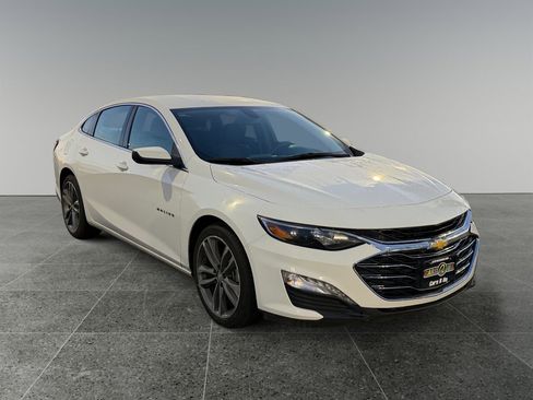 Used 2022 Chevrolet Malibu LT image 8