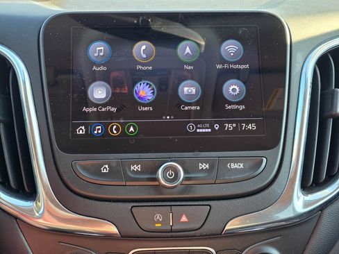 Used 2022 Chevrolet Equinox LT AWD/4WD image 14