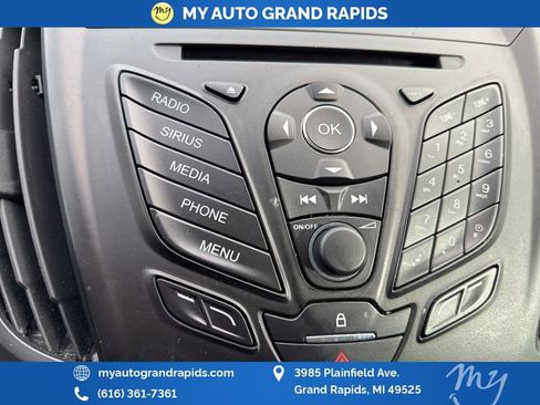 Used 2015 Ford Escape SE image 6