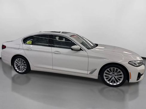 Used 2022 BMW 530i xDrive w/ Premium Package AWD/4WD image 11