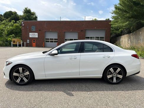 Used 2025 Mercedes-Benz C 300 4MATIC Sedan image 3