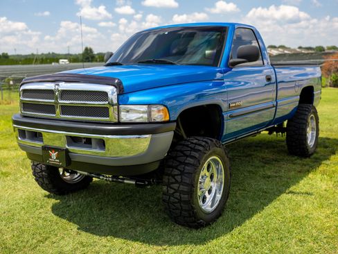 Used 2000 Dodge Ram 2500 Truck 4x4 Regular Cab image 27