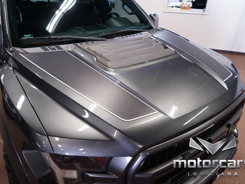 Used 2019 Ford F150 Raptor w/ Equipment Group 802A Luxury image 11