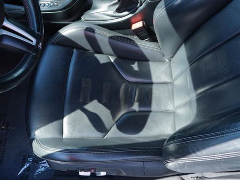 Used 2016 BMW M4 Coupe w/ Executive Package RWD image 21