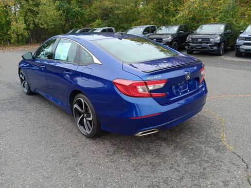 Used 2022 Honda Accord Sport image 3