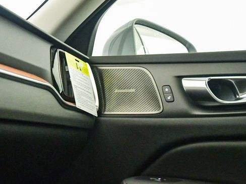 New 2026 Volvo V60 B5 Cross Country Plus w/ Climate Package image 22