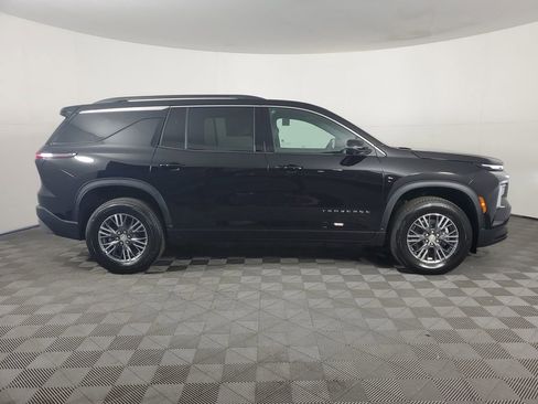 New 2026 Chevrolet Traverse LT w/ Driver Confidence Package image 3