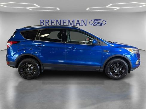Certified 2017 Ford Escape SE w/ Equipment Group 201A AWD/4WD image 4