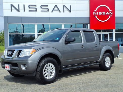 Used 2016 Nissan Frontier SV w/ SV Value Truck Package AWD/4WD image 1